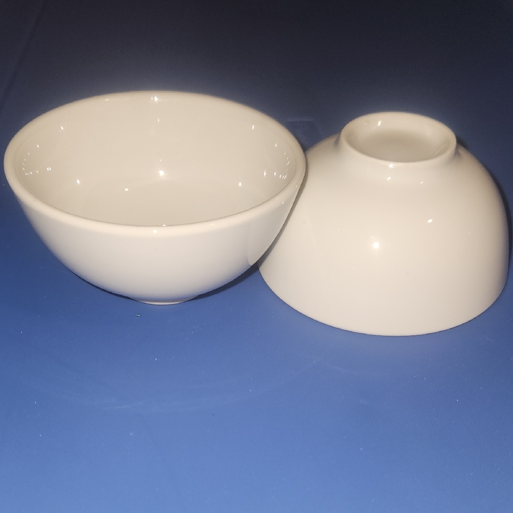 Elegant White Ceramic Bowls